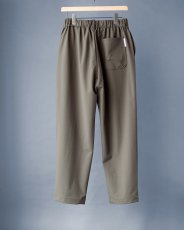 画像5: 4way Nylon Easy Taperd Pants｜KAHKI (5)