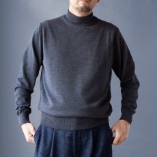 画像3: 12G LIGHT WEIGHT MERINO MOCK NECK｜DARK GREY (3)