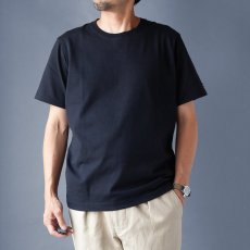 画像2: オーガニック超長綿タック衿Tシャツ｜ブラック (2)