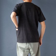 画像4: ペルー超長綿サイドポケットTシャツ｜チャコール (4)