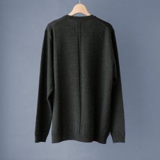 画像5: リネンウールクルーネックセーター｜グリーン (5)