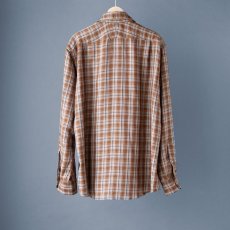 画像5: レーヨンポリエステルラウンドカラーチェックシャツ｜ブラウン (5)